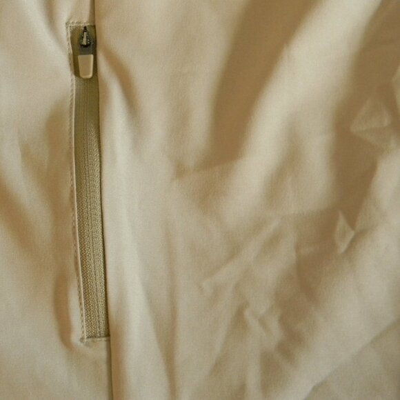 Baleaf Shorts Khaki Sz M Hiking Track Biking Lightweight Pockets Pull On NWOT - Picture 4 of 4